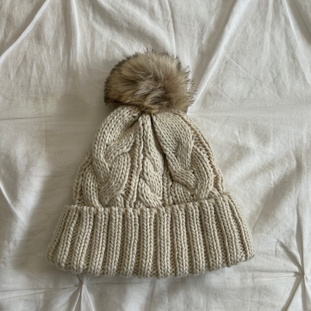 Barnes & Noble knit lined beanie with Pom ivory